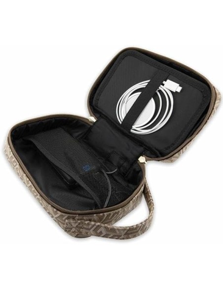 Bolso Organizador Guess Modelo GCube Stripe color Marrón GUHBHGCFSEW