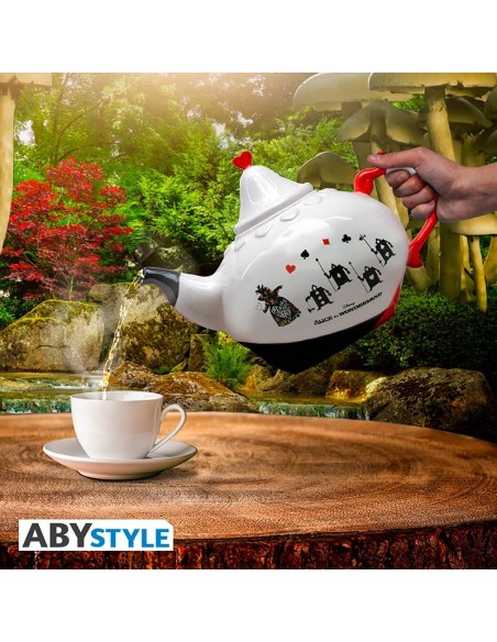 Tetera de Cerámica Abystyle Alicia en el País de las Maravillas Modelo Reina de Corazones