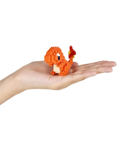 Figura Bandai Nanoblock para construir Pokemon Modelo Charmander  NBPM002